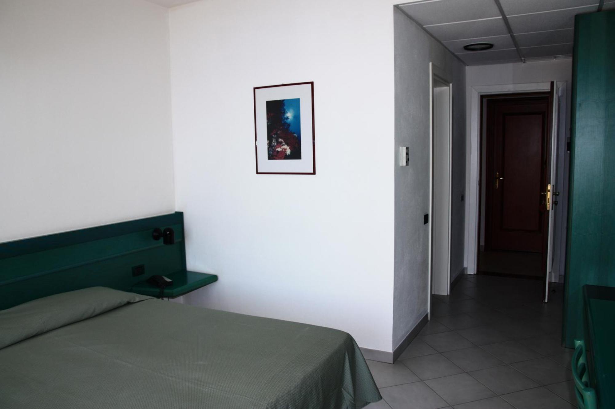 Hotel Miralonga 라마달레나 외부 사진